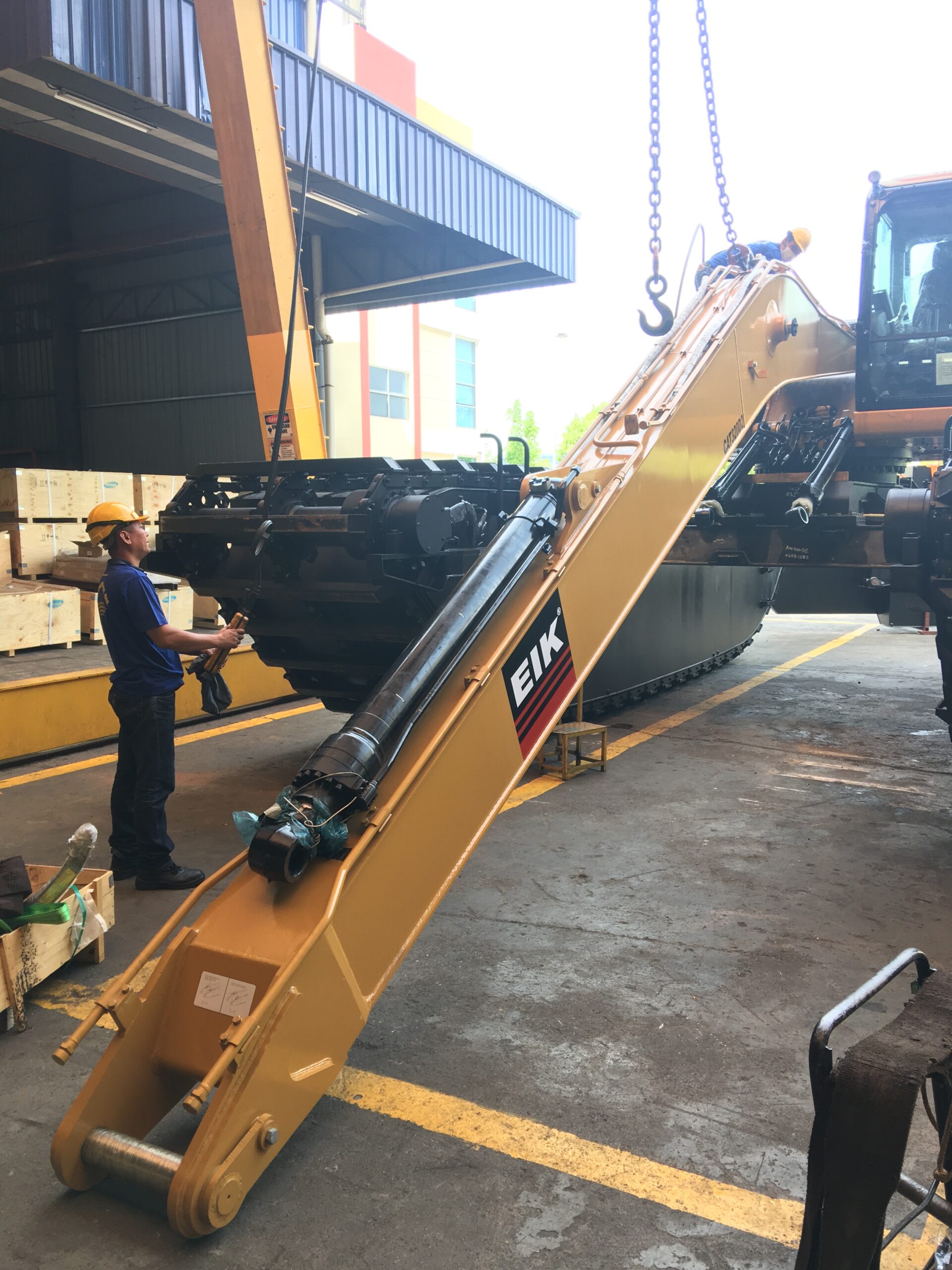 03. CAT320